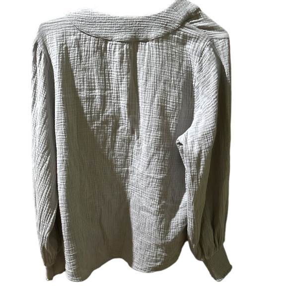 Sunday's Textured Smocked Cuffs Long Sleeve Split Top - Picture 10 of 15